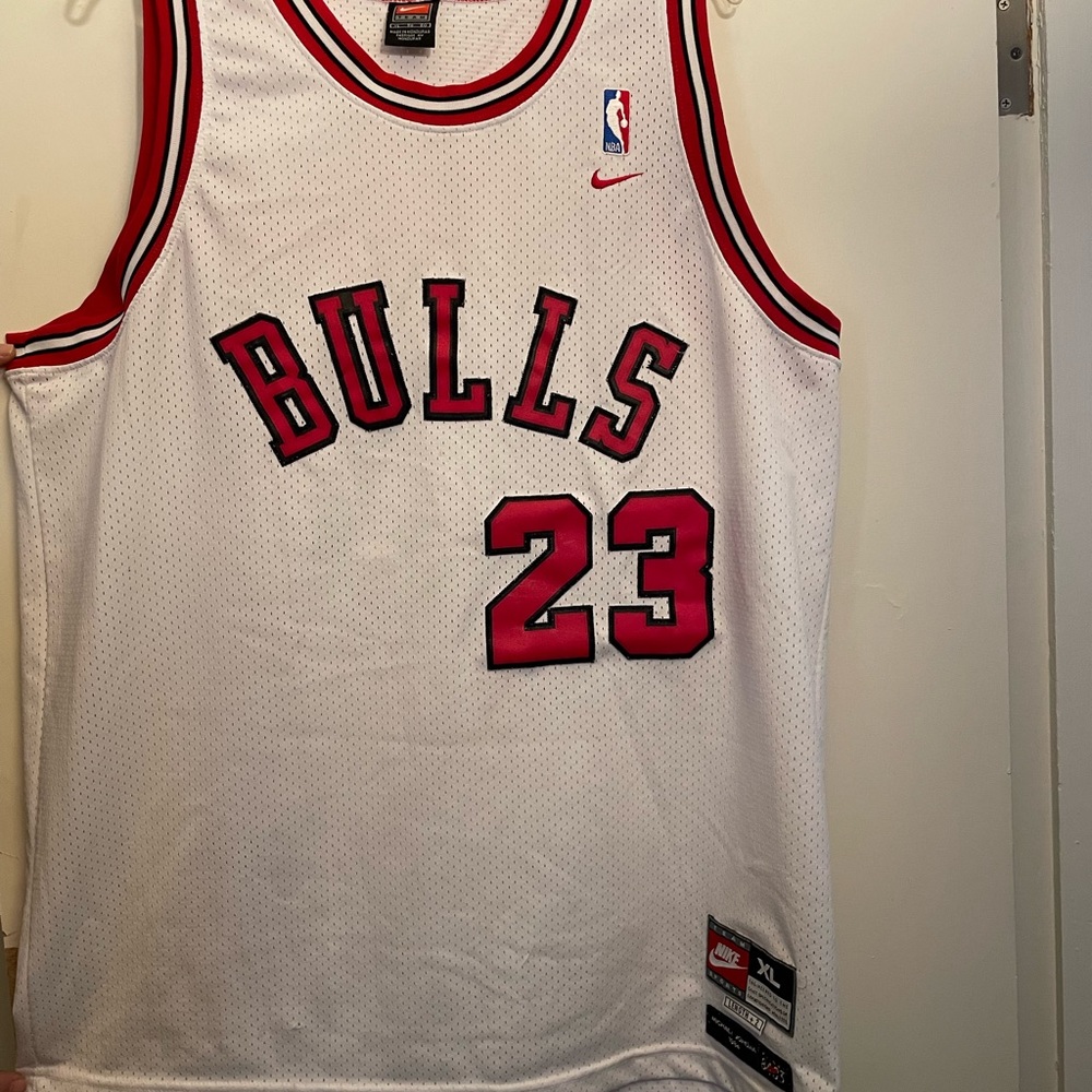 XL Chicago Bulls Michael Jordan 23 Jersey